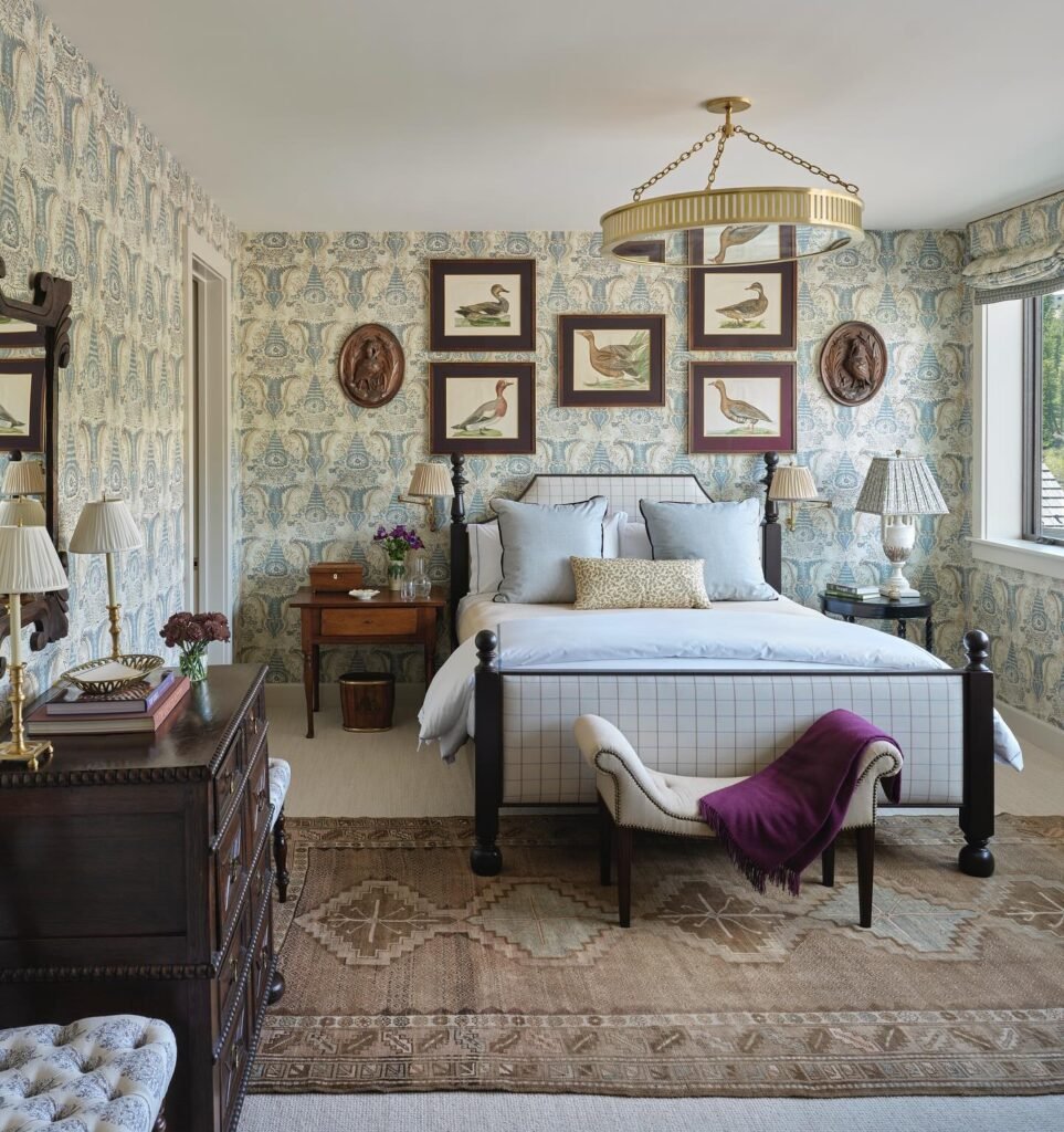 Classic Framed Charm 