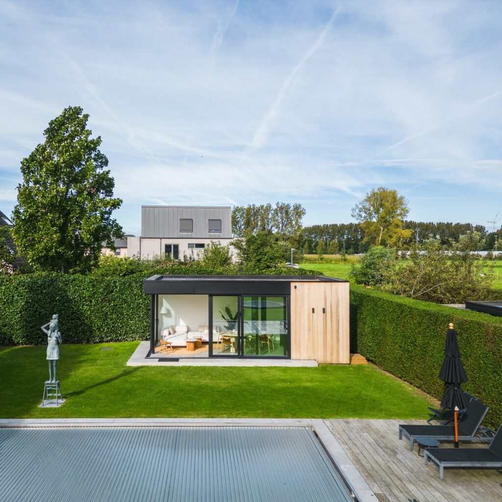 Modern Garden Studio