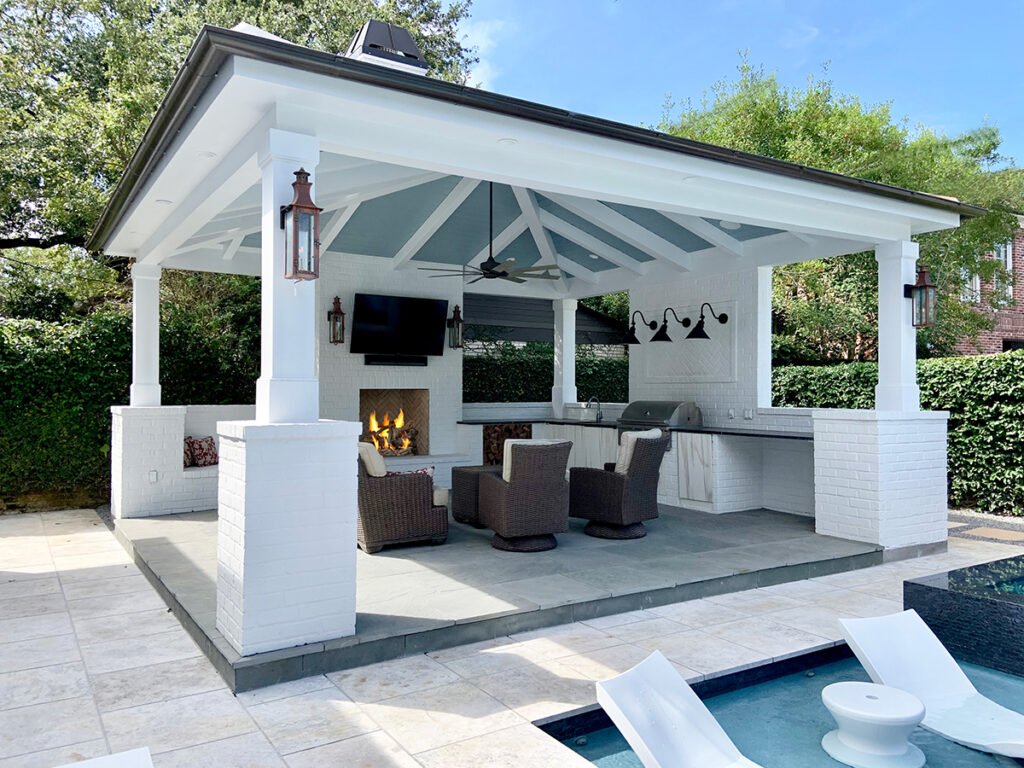  Open Air Pool Retreat