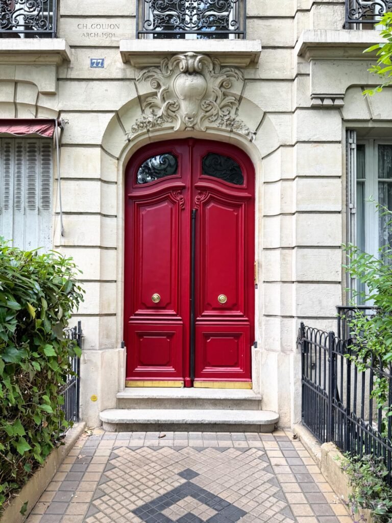 Parisian Style Welcome