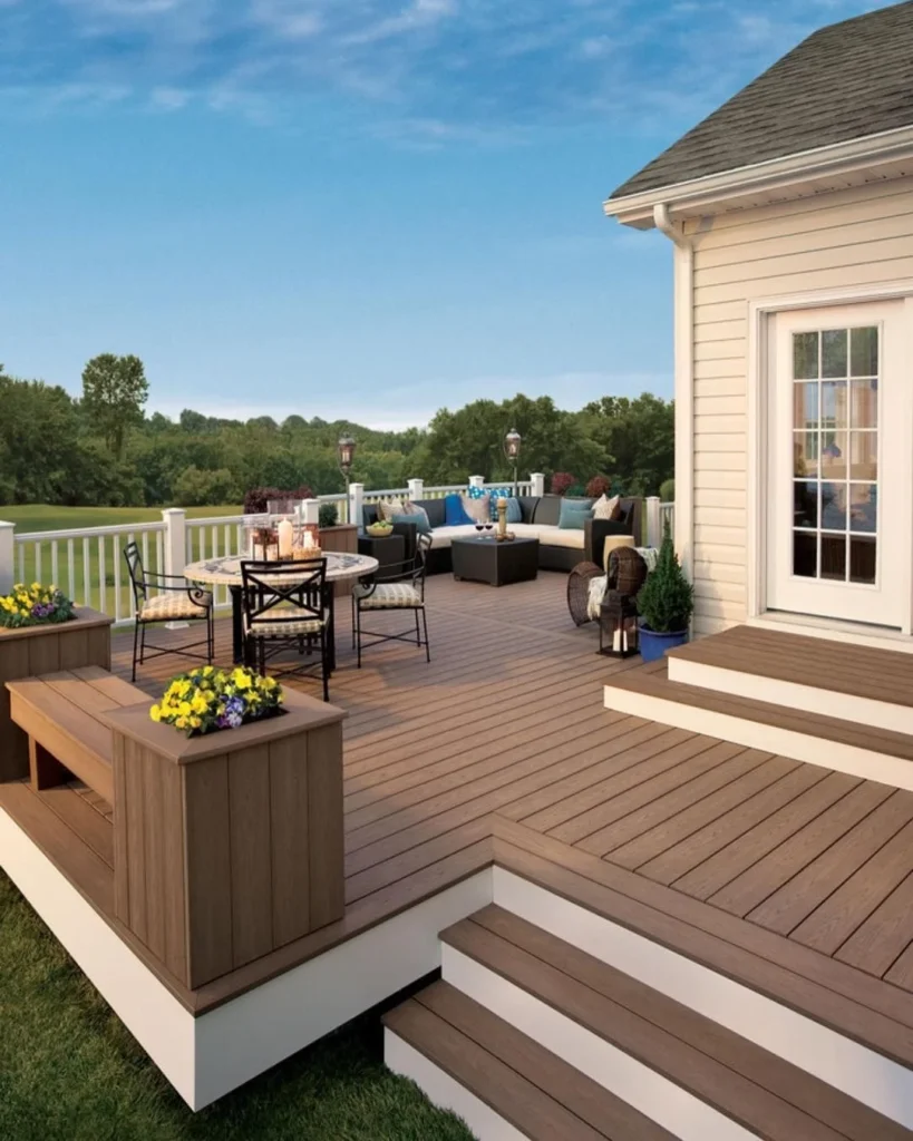 Built-In Planter Deck Style