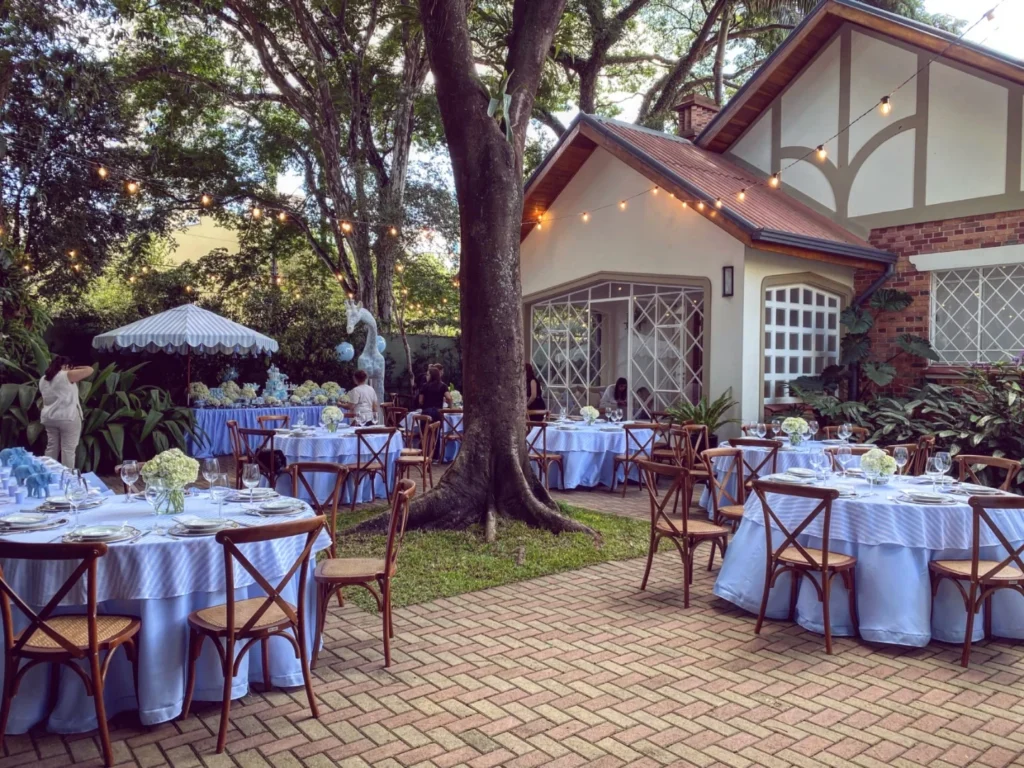 Classic Backyard Reception Layout