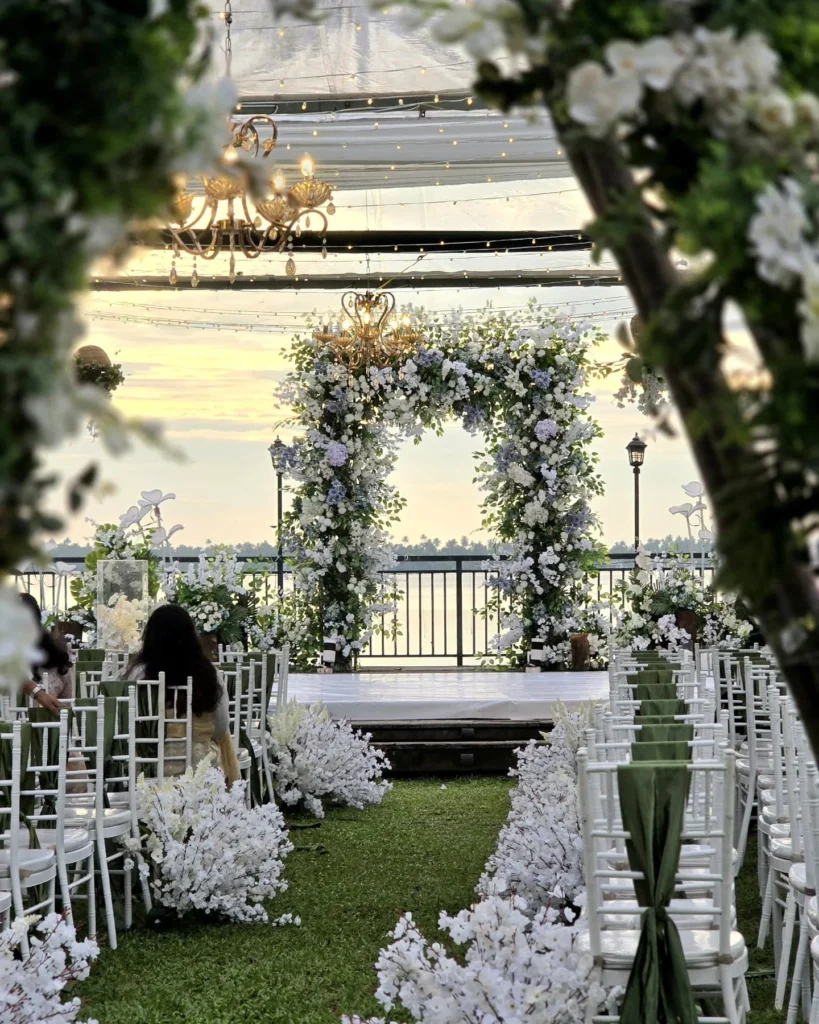 Classic Floral Stage