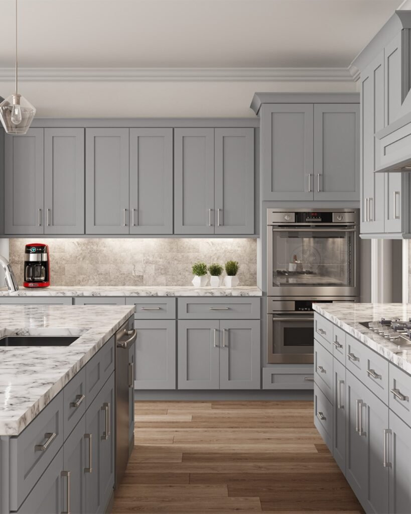 Elegant Gray Island Focus