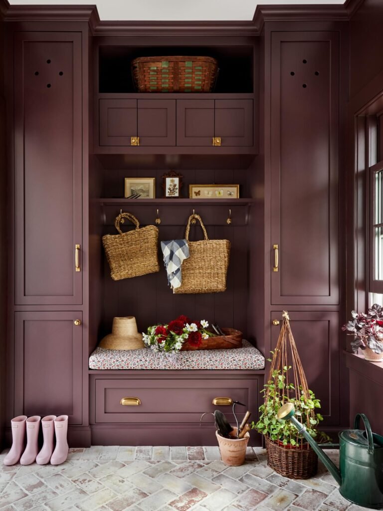 25Mud Room Ideas for Stylish Storage