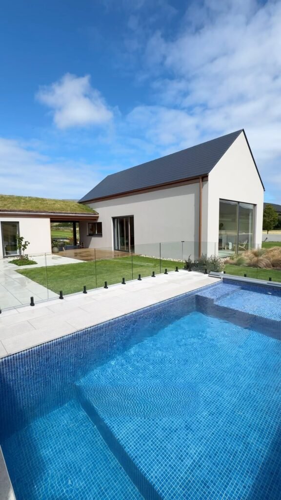 Glass Fence Pool Safety