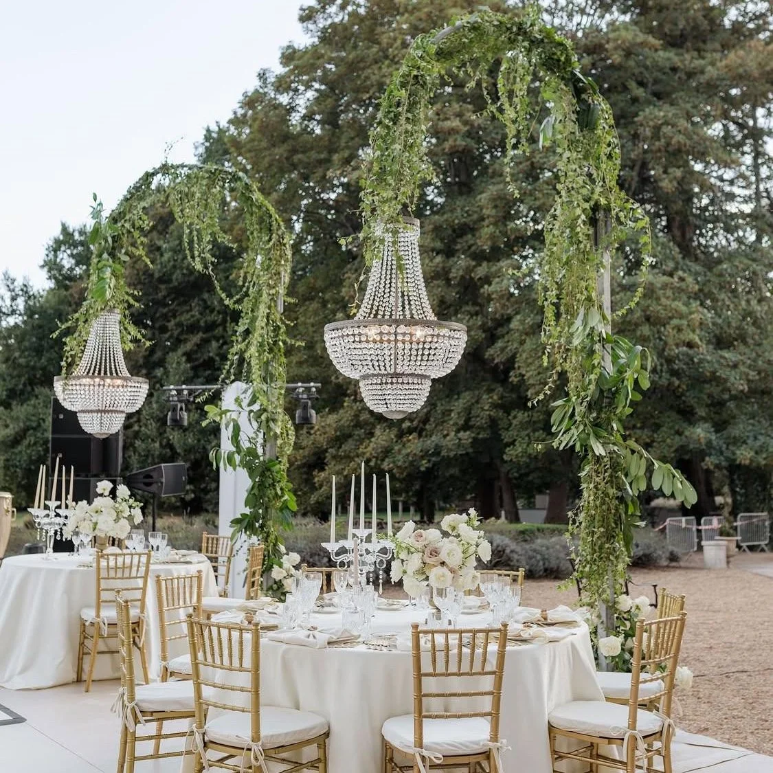 Chandelier Wedding Ideas That Feel Magical Yet Practical