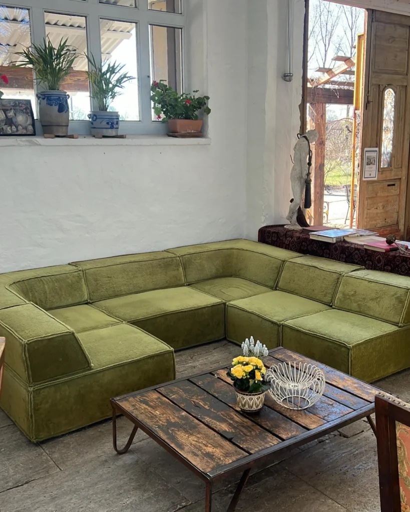 Low Profile Modular Seating