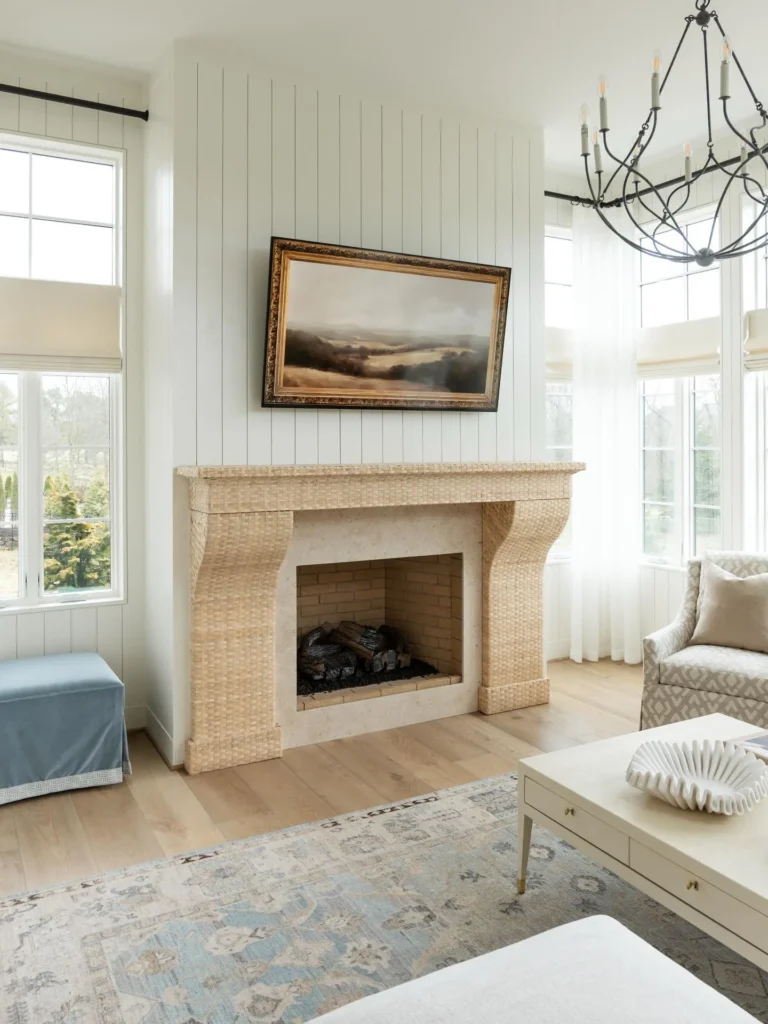 Minimal Textured Mantel