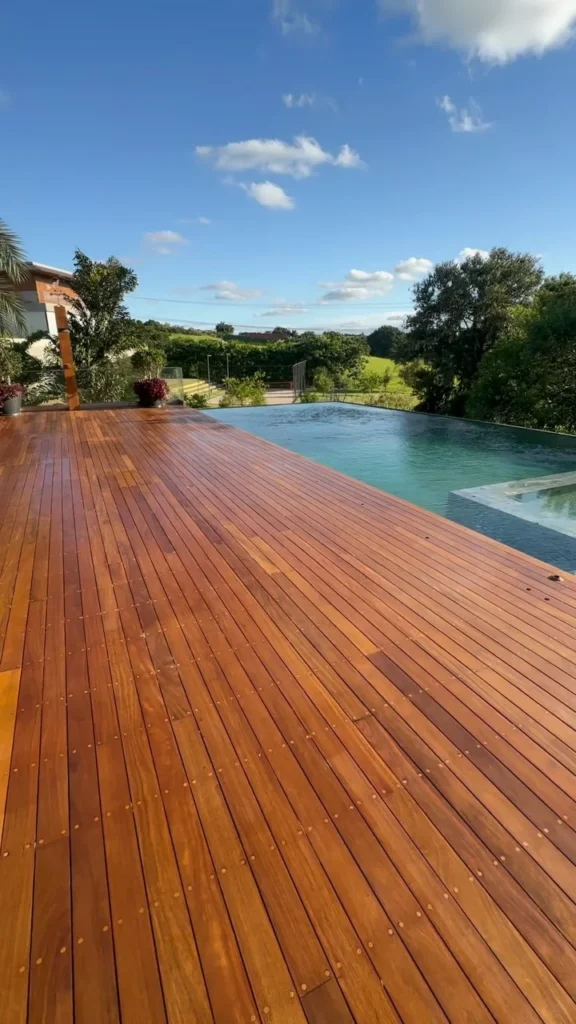 Minimalist Platform Deck