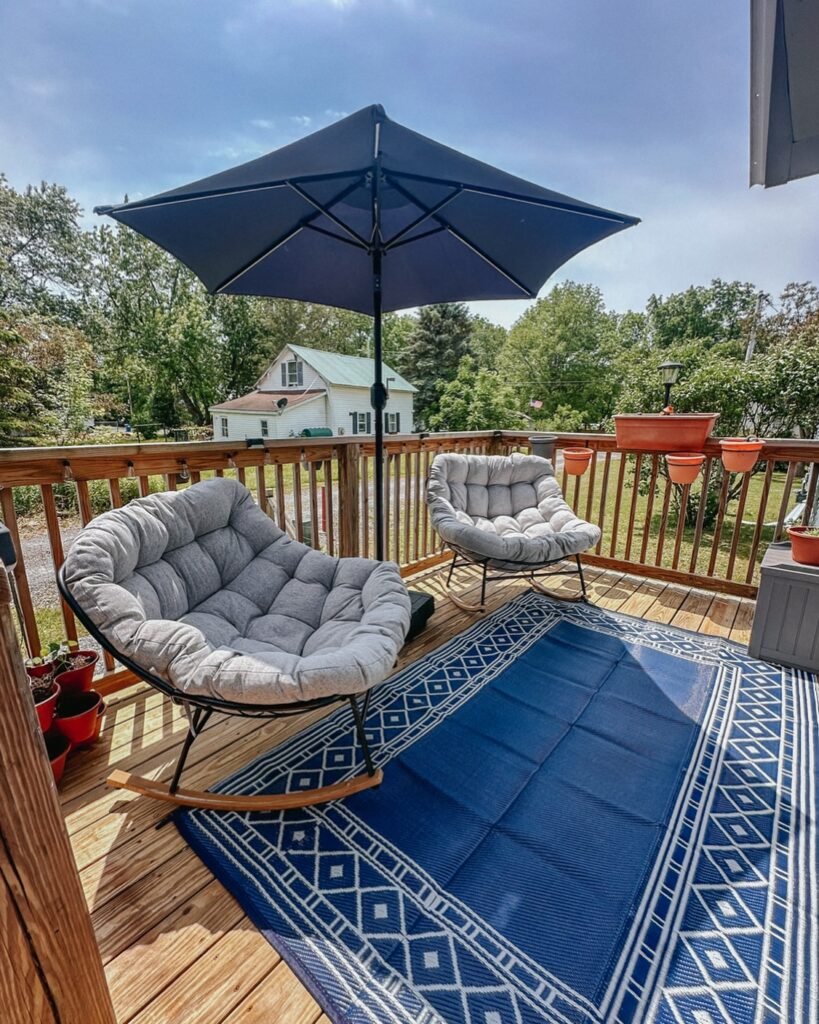vvNavy Balcony Rug