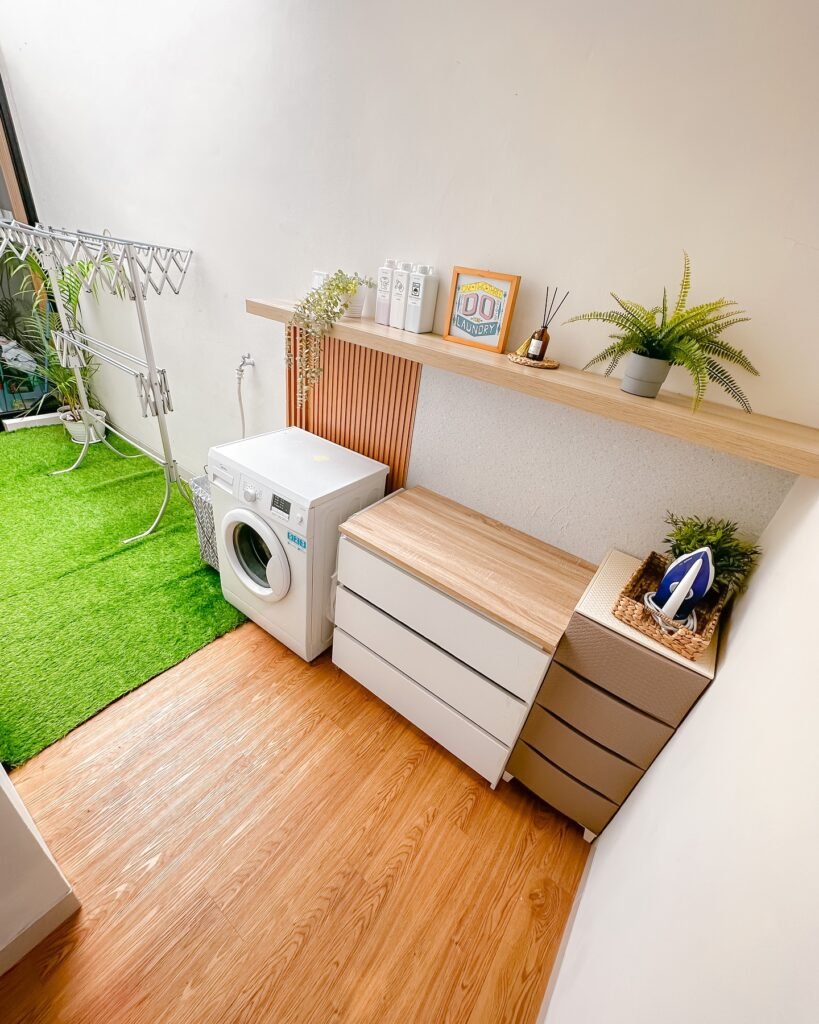 Bright Utility Laundry Zone