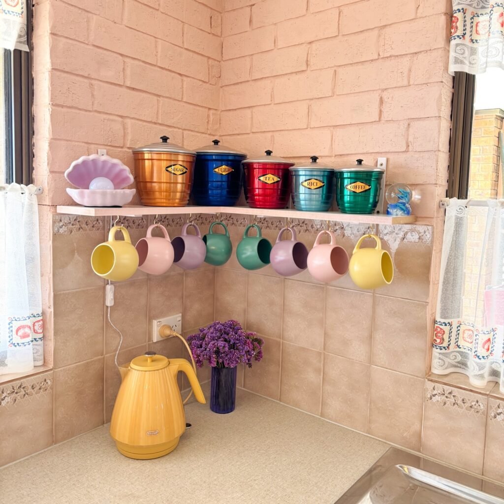 Colorful Mug Rail