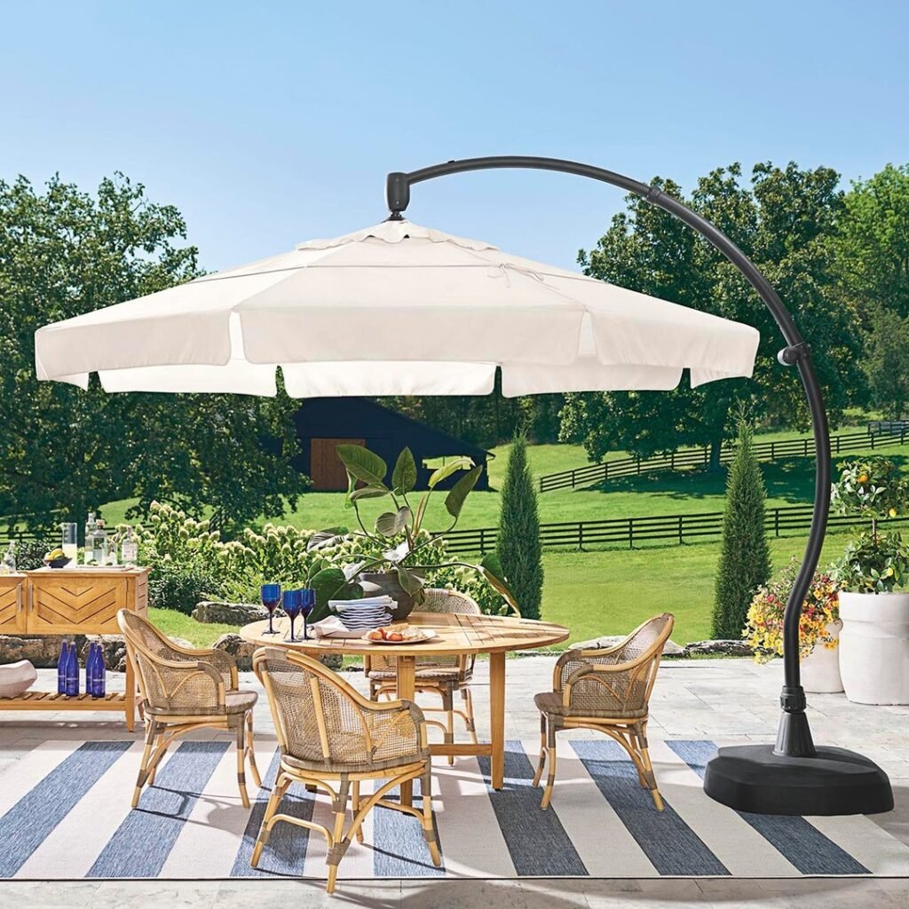 Curved Cantilever Dining