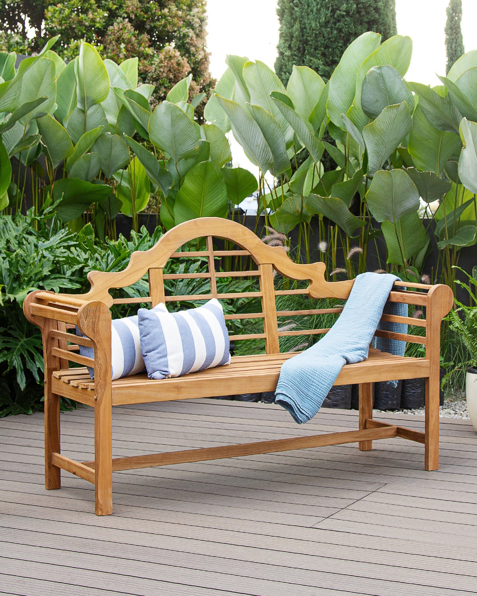 20 Outdoor Bench Ideas for Gardens and Patios