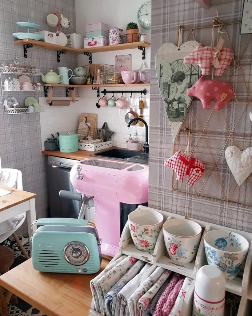 Small Pastel Appliance Setup