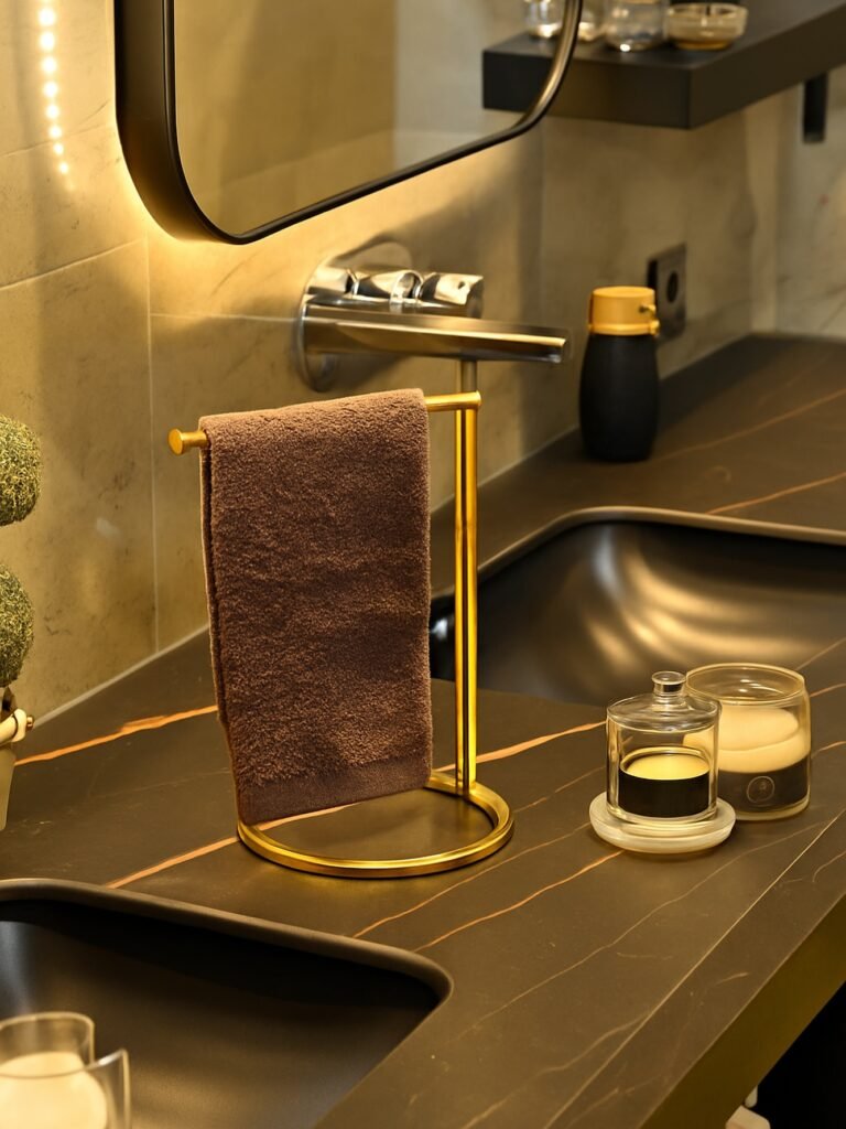 Freestanding Towel Ring