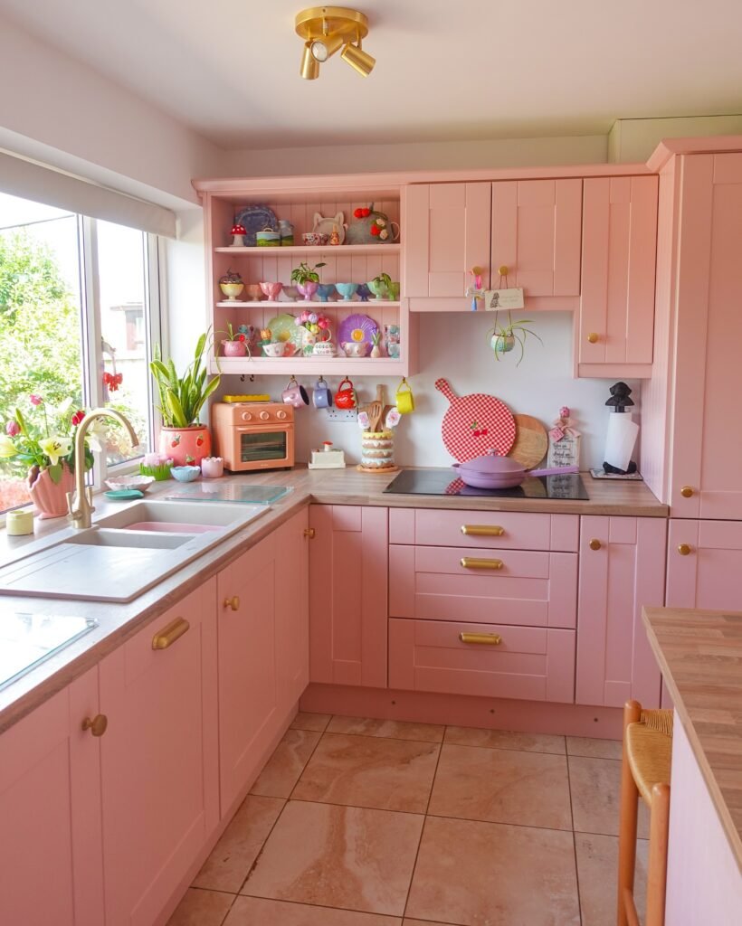 Full Pink Kitchen Glow