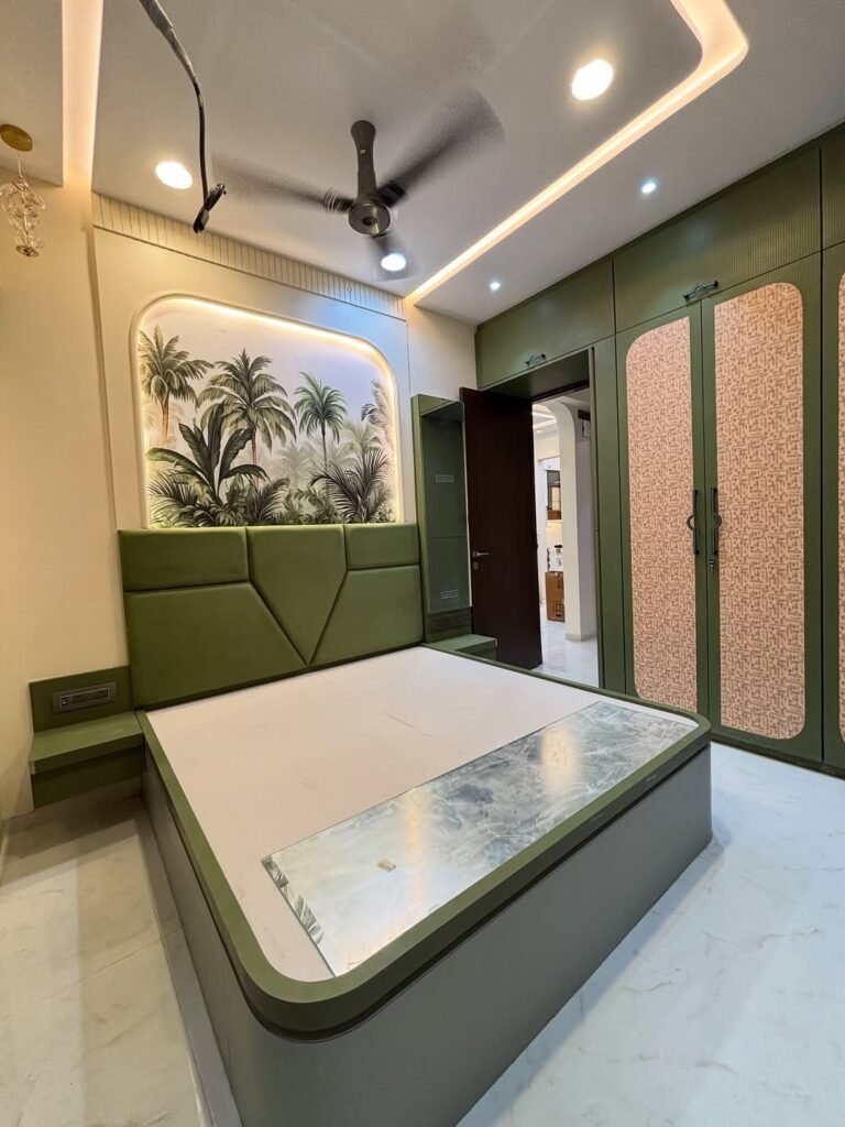 Green Built-In Style