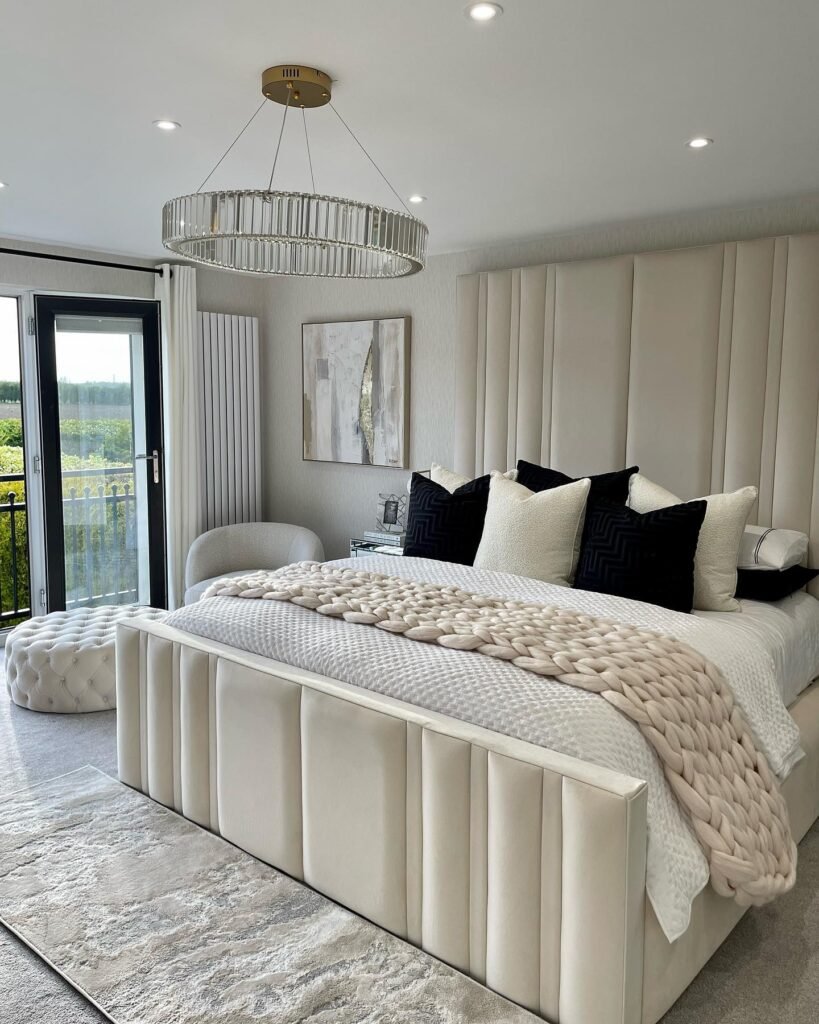 High Contrast Neutrals