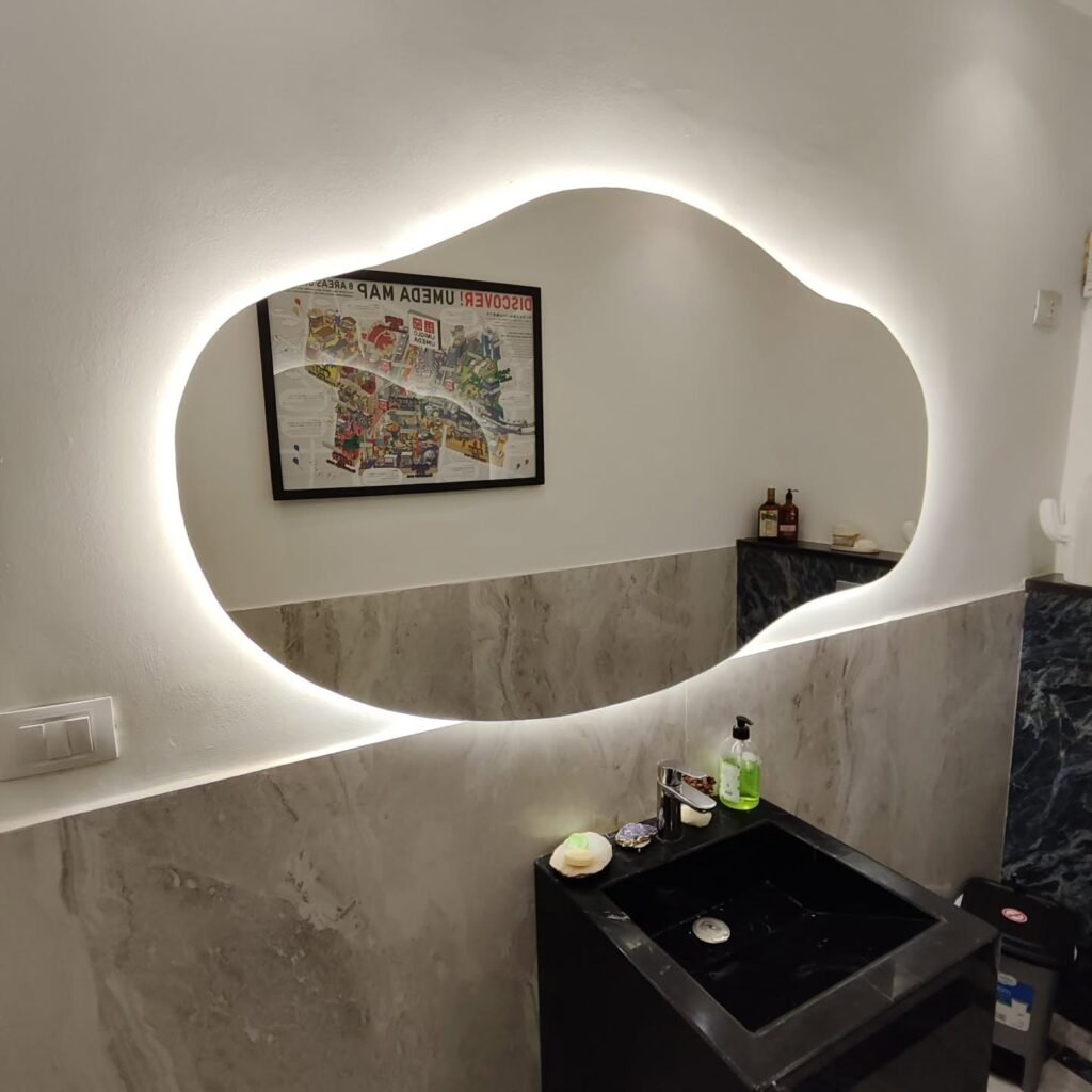 Long Organic Mirror