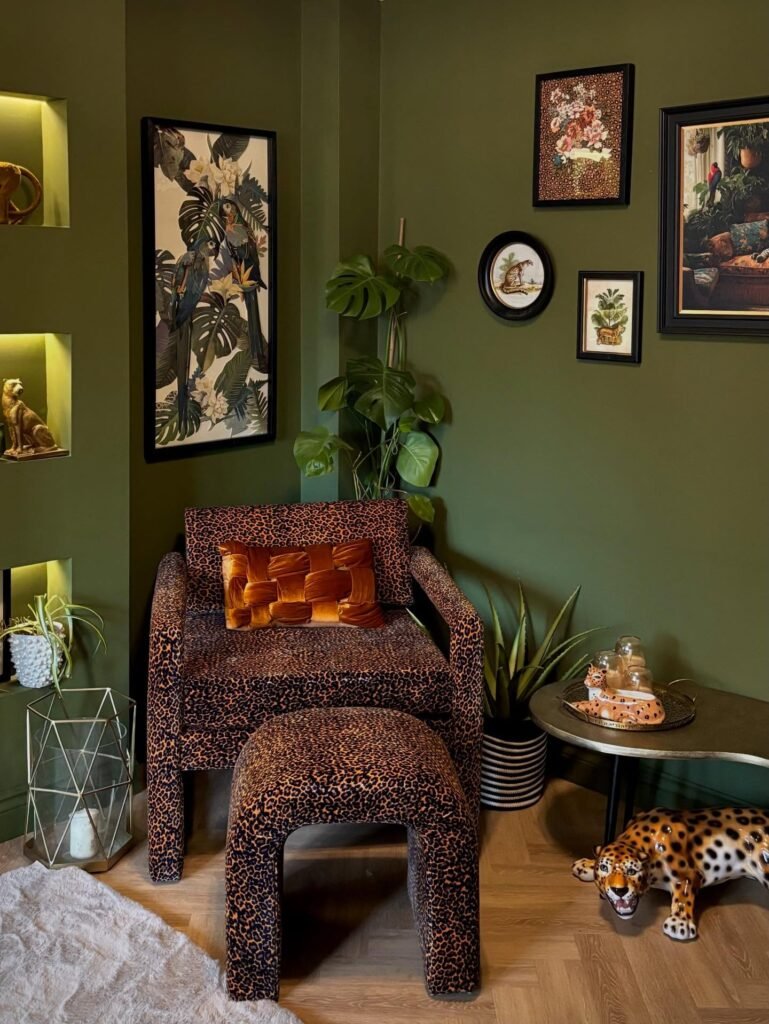 Moody Green Corner