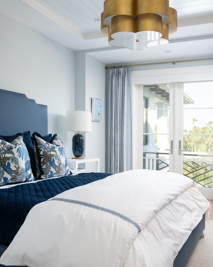 Navy Contrast Bedding