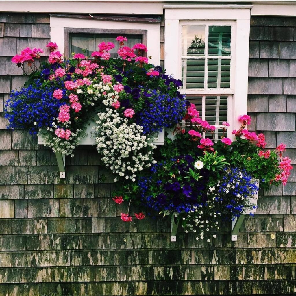 17. Overflowing Flower Pair