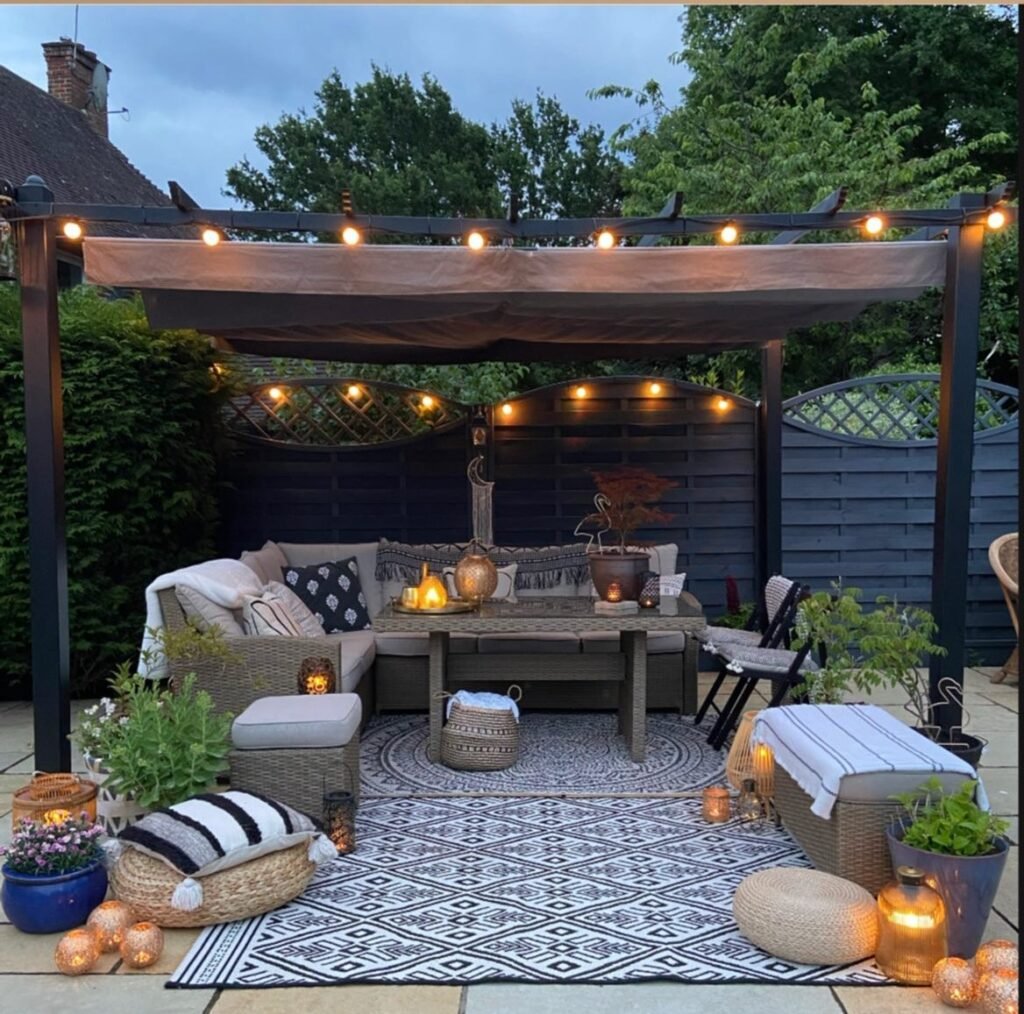 Pergola Lounge Lighting