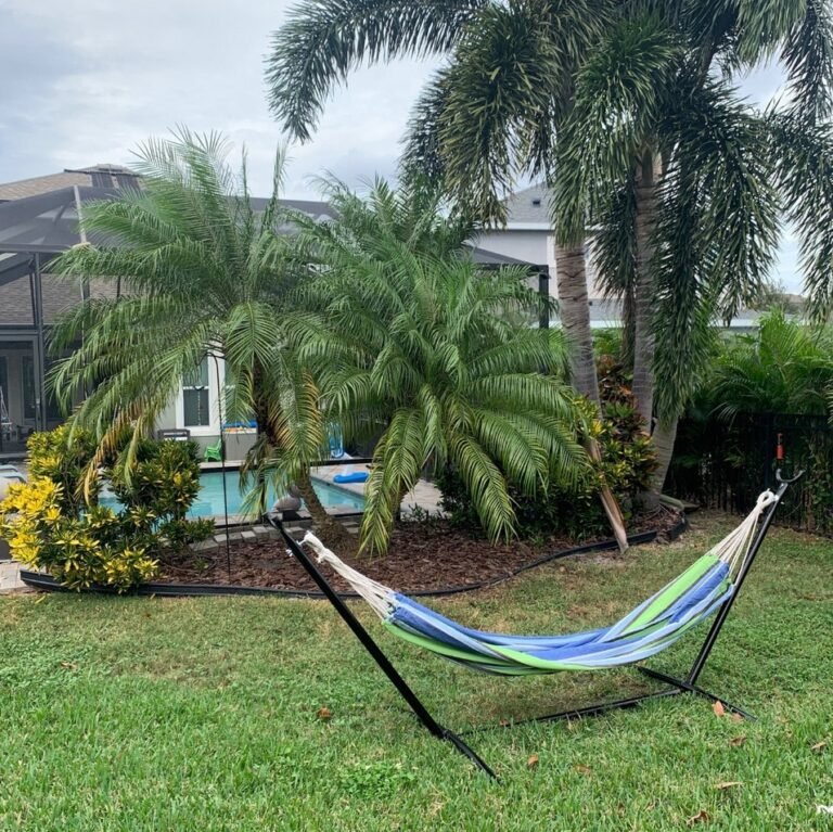 20 Backyard Hammock Ideas for a Cozy Outdoor Escape