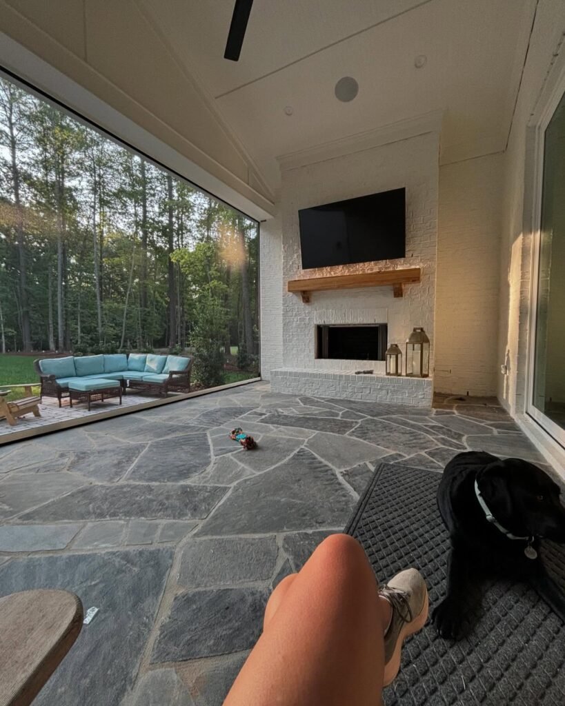 Screened Media Porch