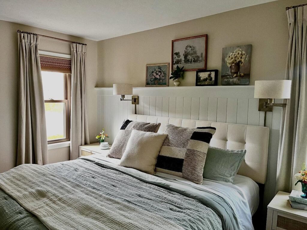 Shiplap With Picture Ledge