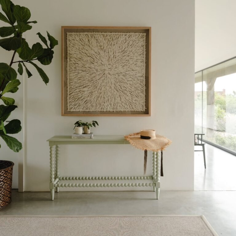 20 Console Table Ideas for Stylish Entryways and Hallways