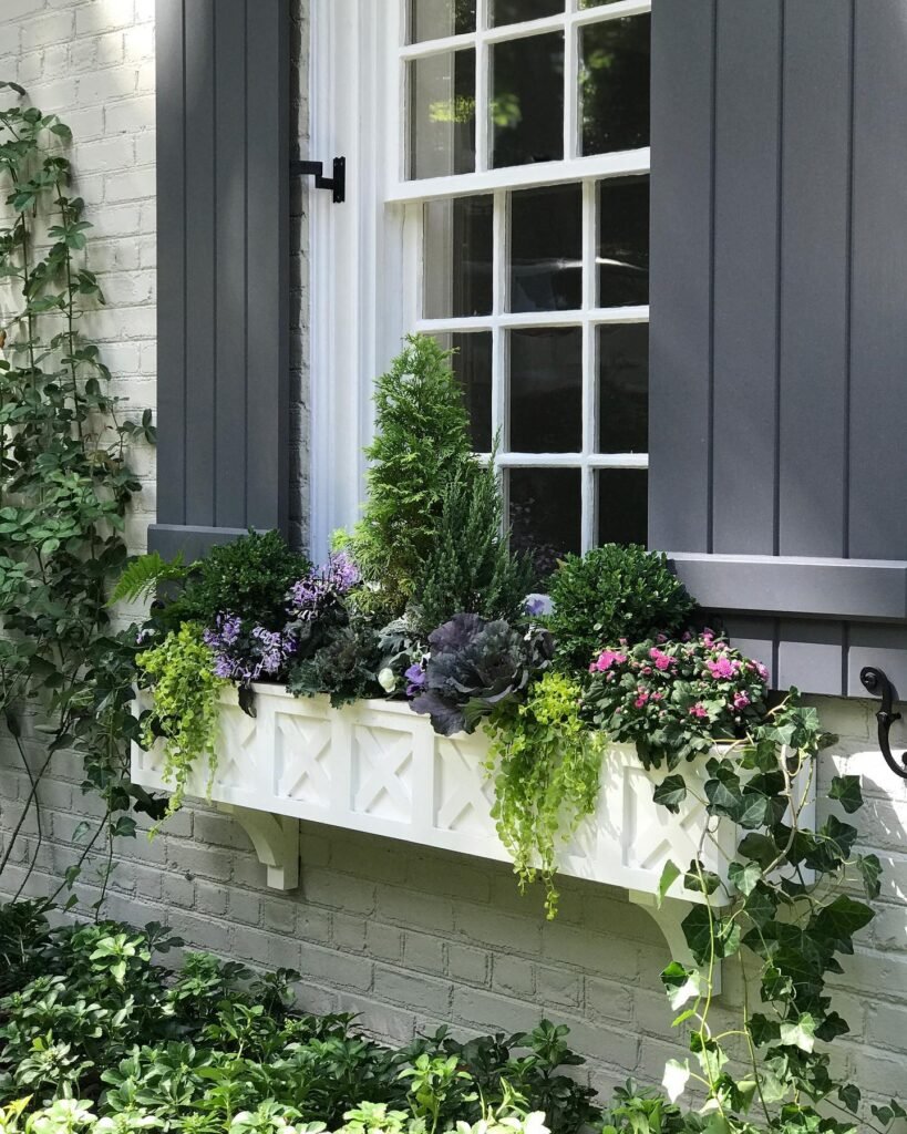 Structured Green Window Box