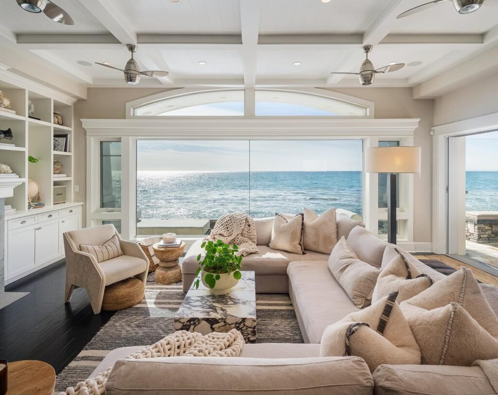 View-Focused Living Room