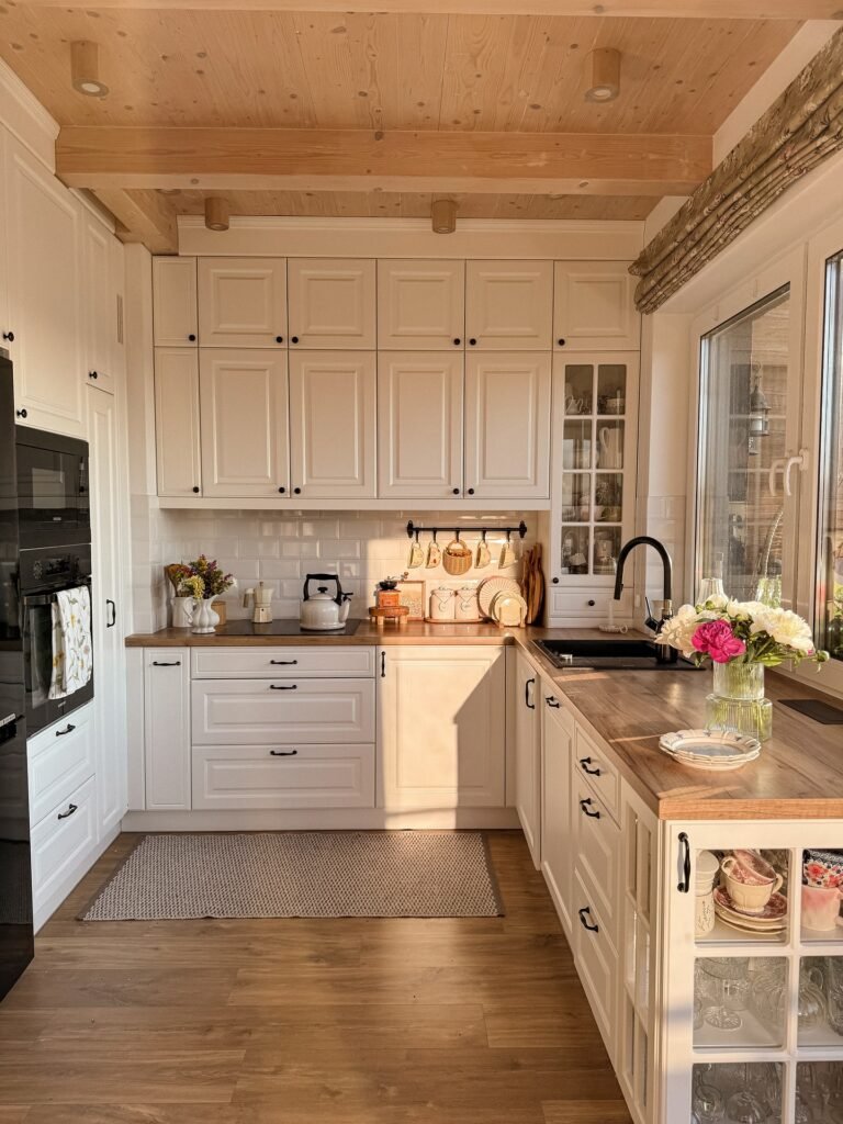 Cottage Wood Ceiling