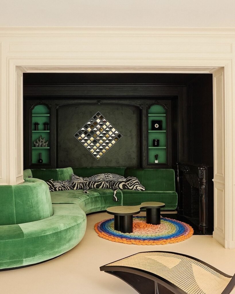 Emerald Zebra Lounge