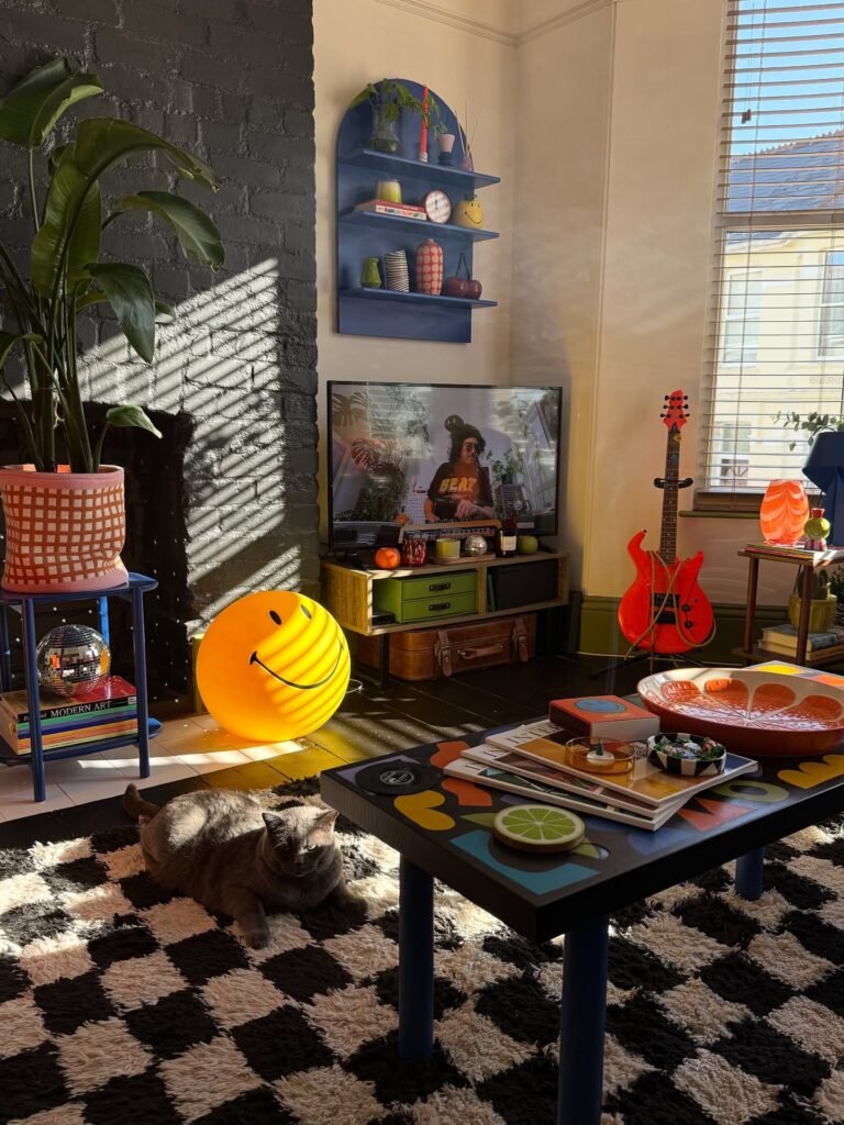 Retro Living Room Style
