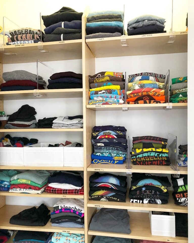 Small Walk-In Closet Ideas